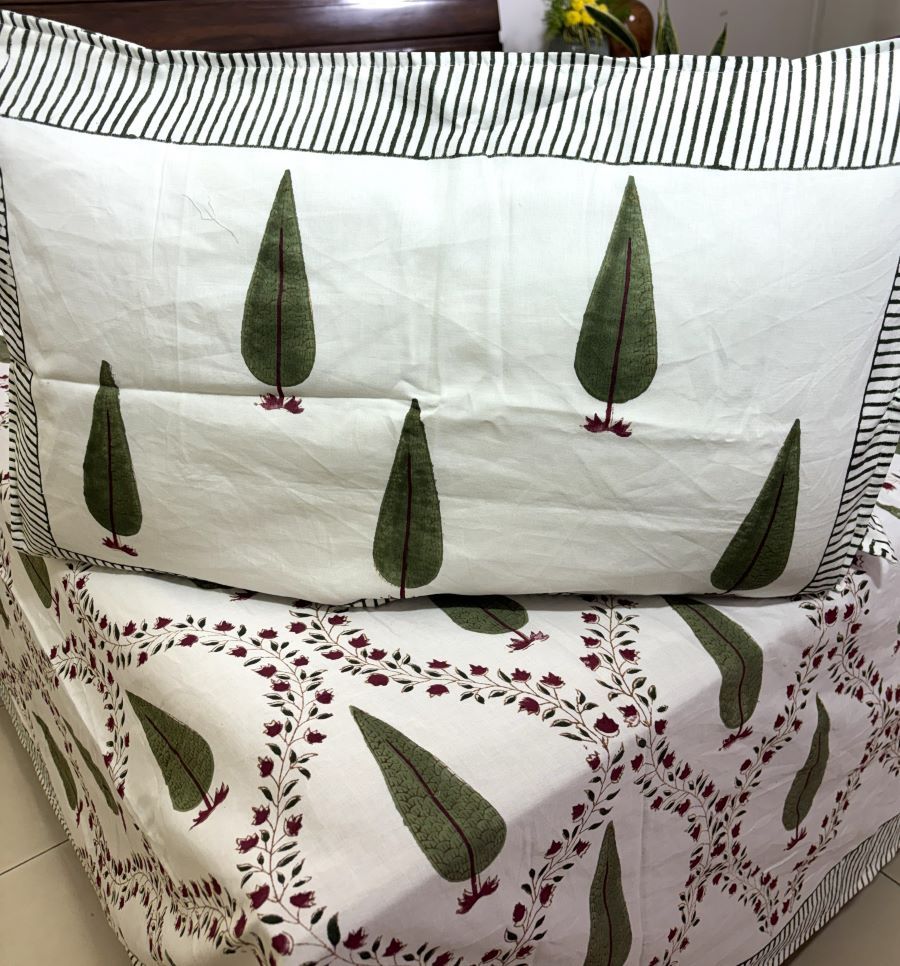 Green & Maroon Tree of Life Patterns Hand Block Bedsheet with 2 Pillow Cover Set - 400TC