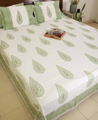 Hari Pankhudi Bedsheet with 2 Pillow Cover Sets - 280TC - Moriyo Decor