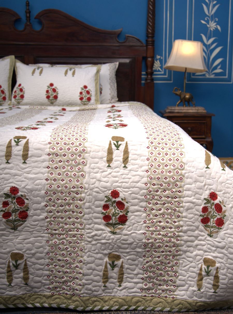 Red & Green Gulzar Hand Block Quilted Bedcover