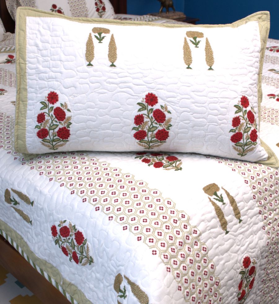 Red & Green Gulzar Hand Block Quilted Bedcover