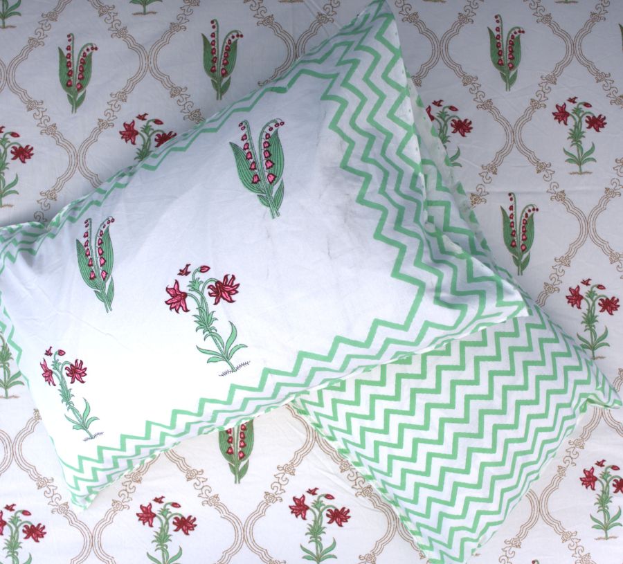 Light Green & Red Lilly Flower Hand Block Bedsheet with 2 Pillow Cover Set - 220TC