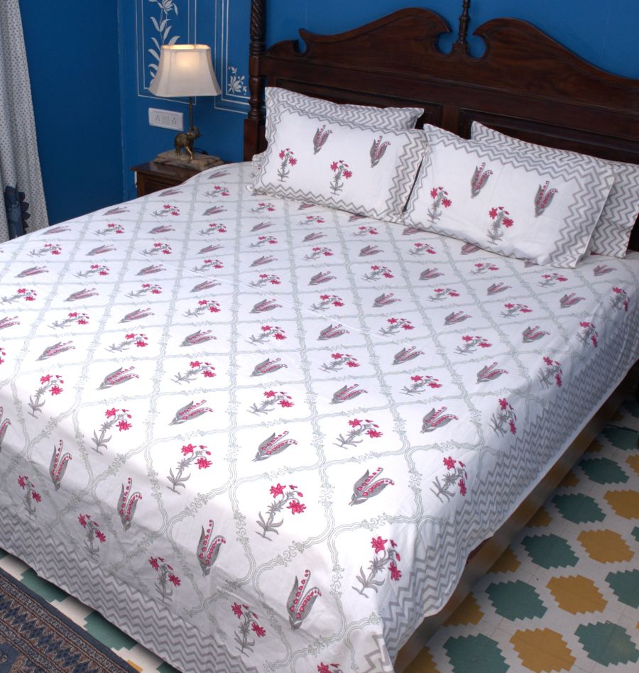 Red & Grey Lilly Flower Hand Block Bedsheet with 2 Pillow Cover Set - 220TC