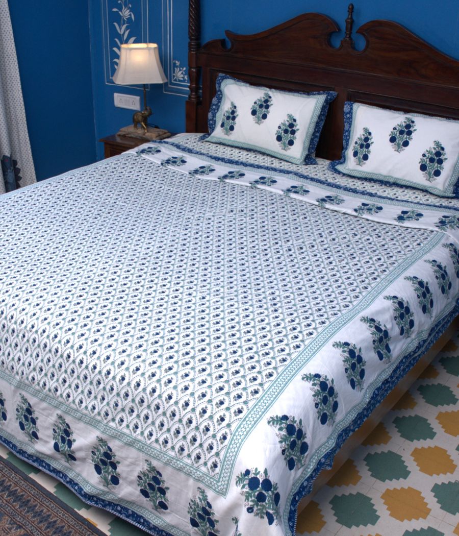 Blue Small Flower Butta Bedsheet & Dohar Set – Hand Block Printed