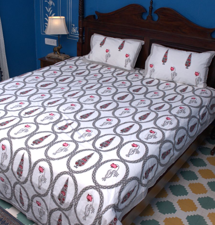 Red & Grey Tulip Mughal Floral Hand Block Bedsheet with 2 Pillow Cover Set - 220TC