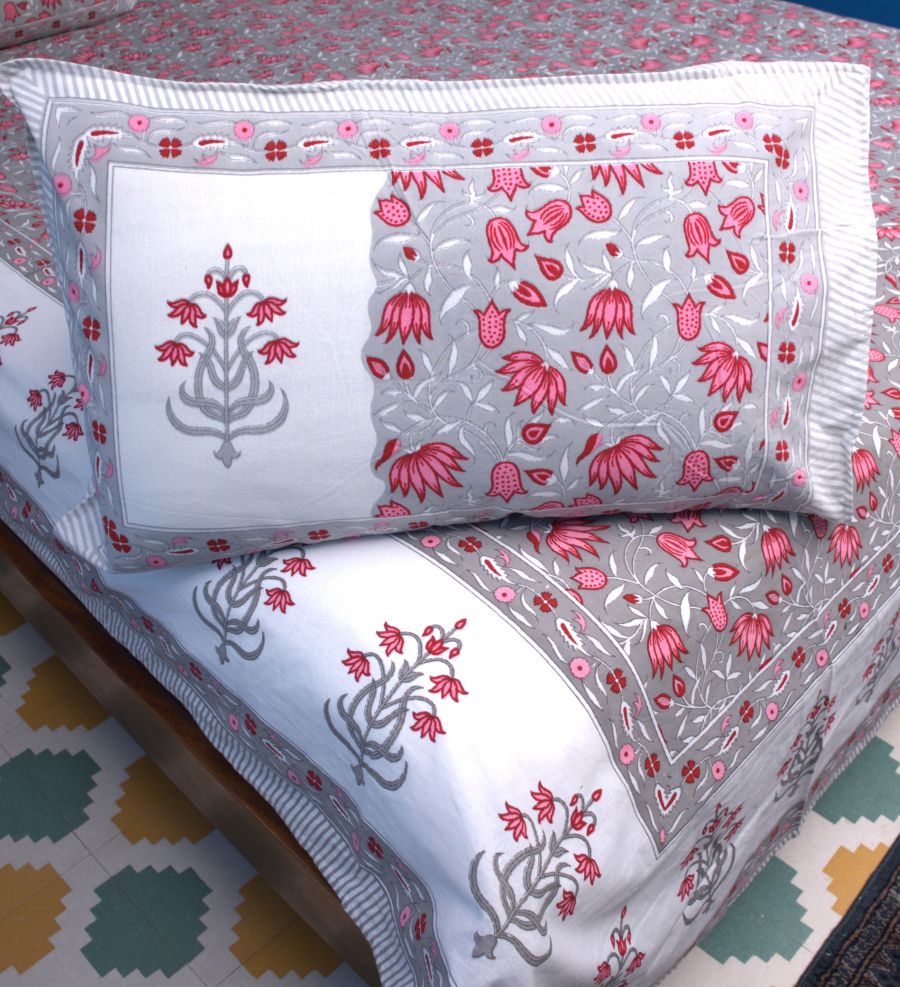 Lotus Flower Jal Pink & Grey Hand Block Bedsheet with 2 Pillow Cover Set - 220TC