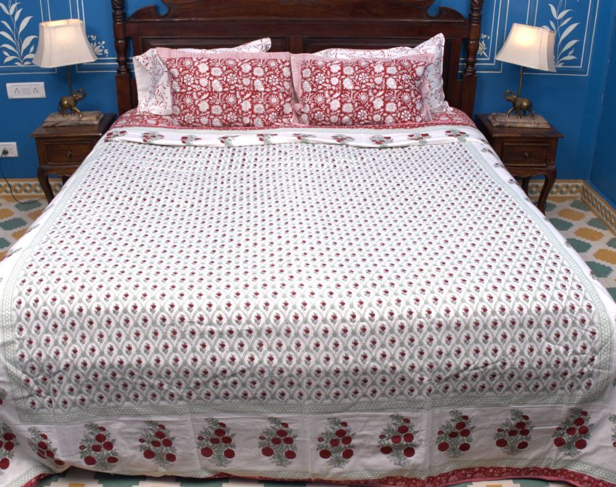 Red Small Flower Butta  Bedsheet & Dohar Set – Hand Block Printed