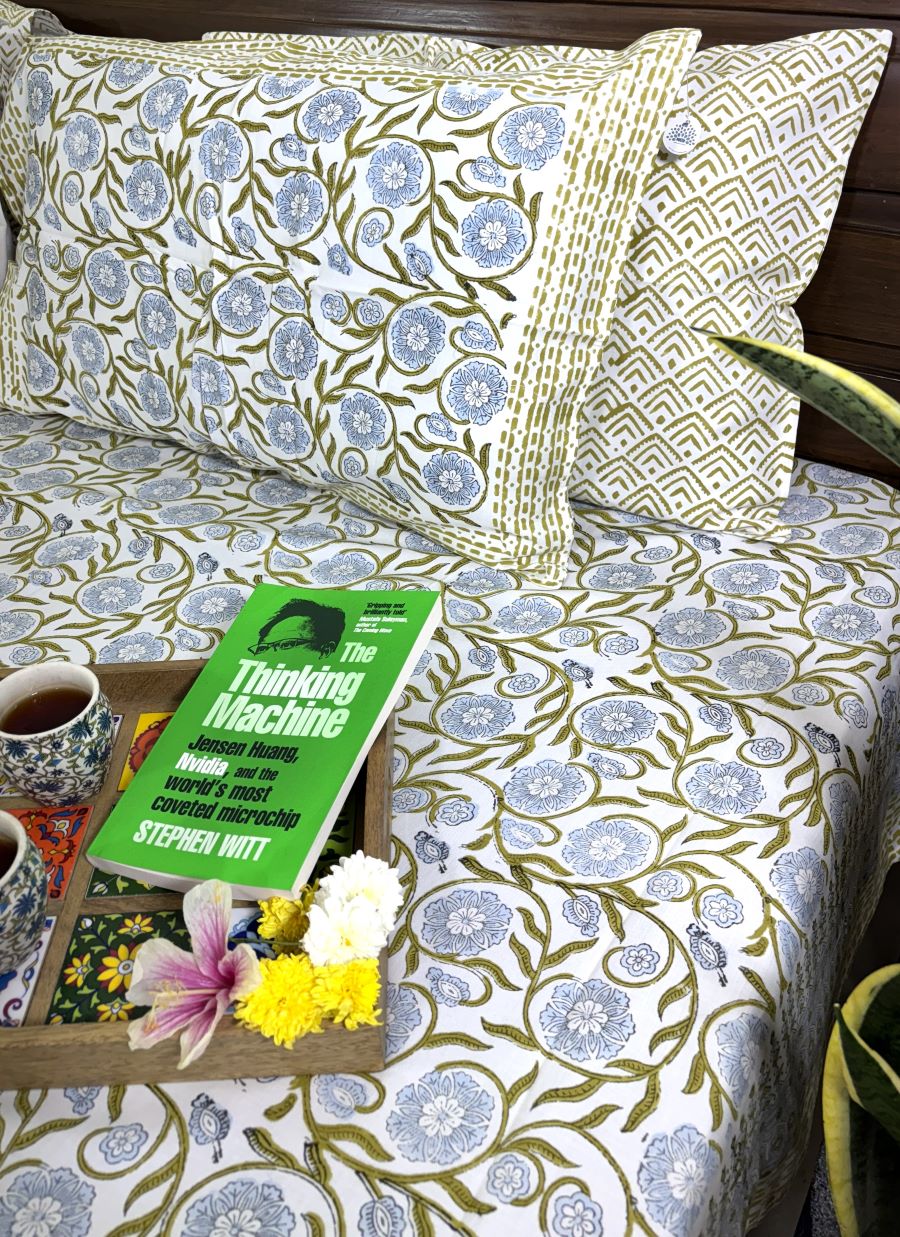 Green Flower Jaal Patterns Hand Block Bedsheet with 2 Pillow Cover Set - 400TC