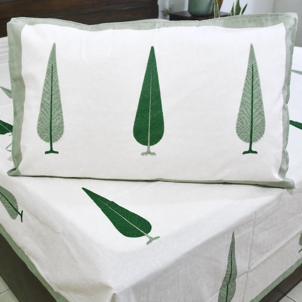 Jungle Green Gulbahaar Hand Block Bedsheet with 2 Pillow Cover Set - 220TC