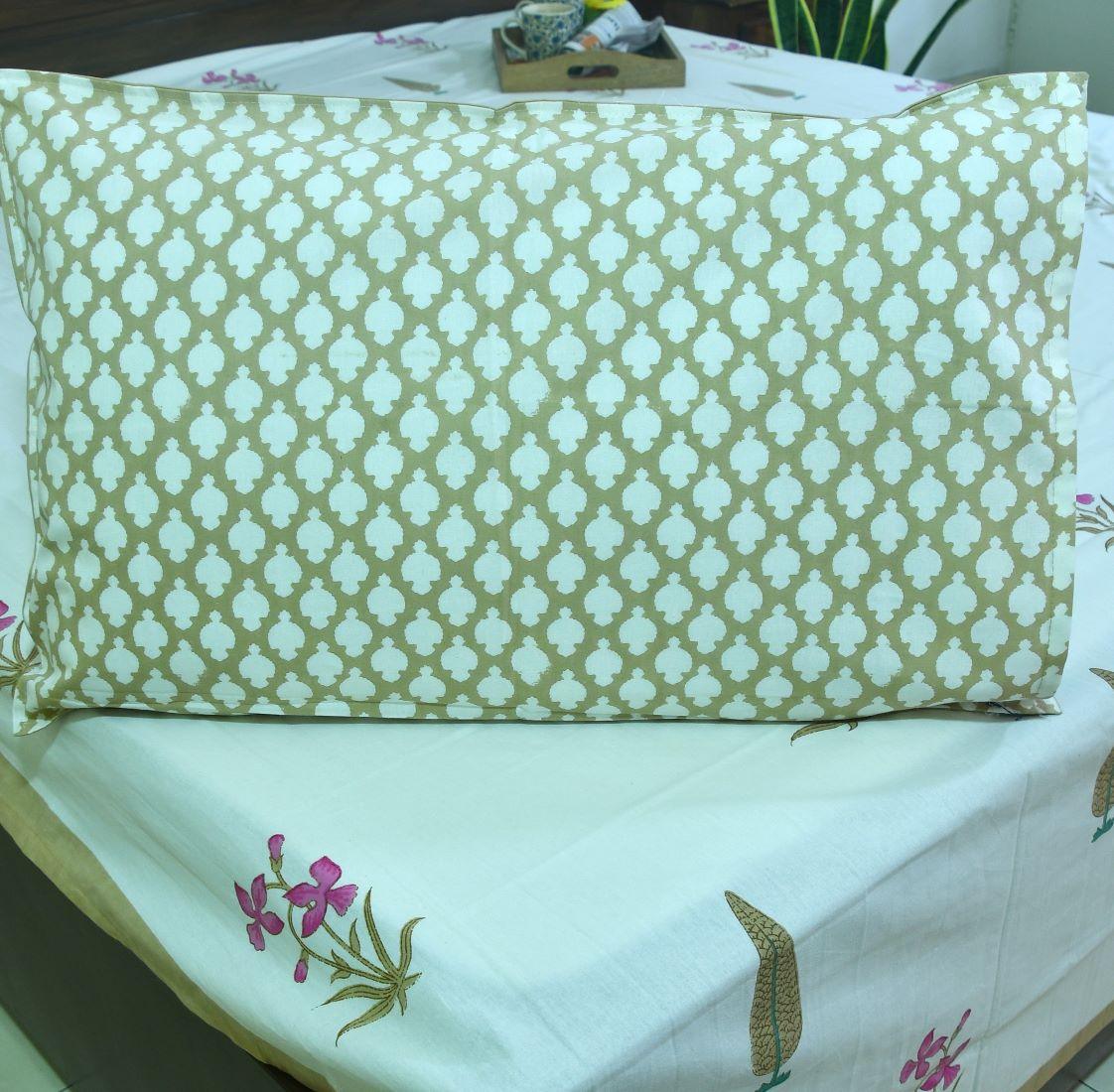 Pink Lilly Gulbahaar Hand Block Bedsheet with 2 Pillow Cover Set - 220TC