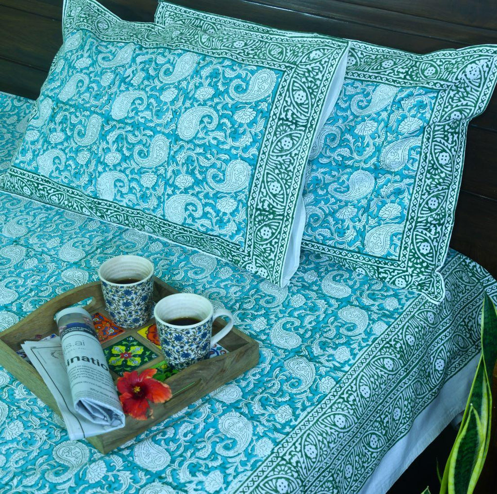 Green Paisley ka Gulistaan Hand Block Bedsheet with 2 Pillow Cover Set - 280TC