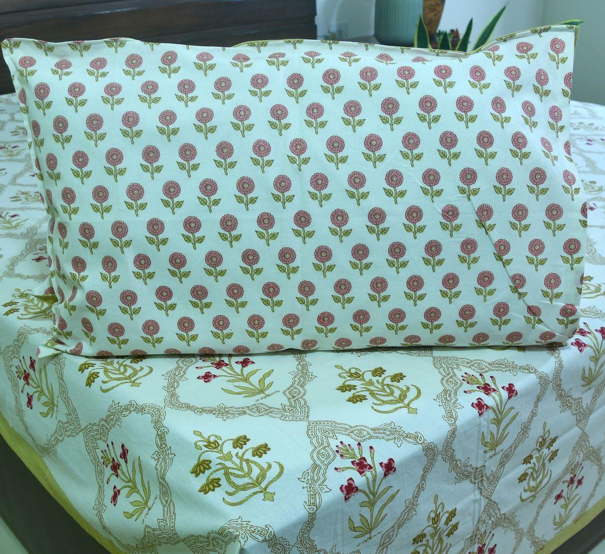 Red & Yellow Lilly Mughal Jaal Hand Block Bedsheet with 2 Pillow Cover Set - 220TC