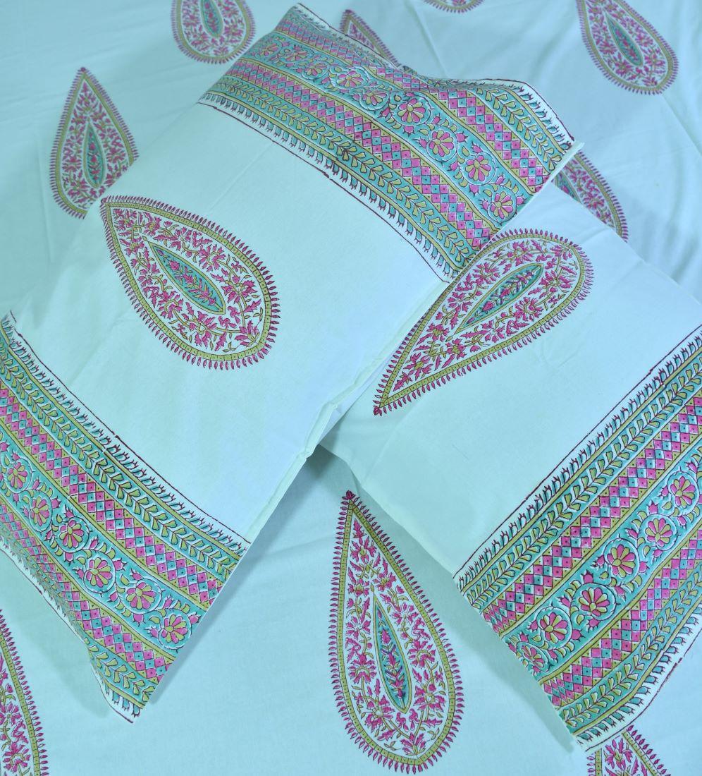 Gulabi Pankhudi Hand Block Bedsheet with 2 Pillow Cover Sets - 280TC