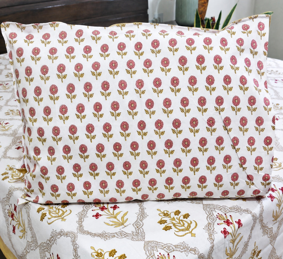 Red & Yellow Lilly Mughal Jaal Hand Block Bedsheet with 2 Pillow Cover Set - 220TC