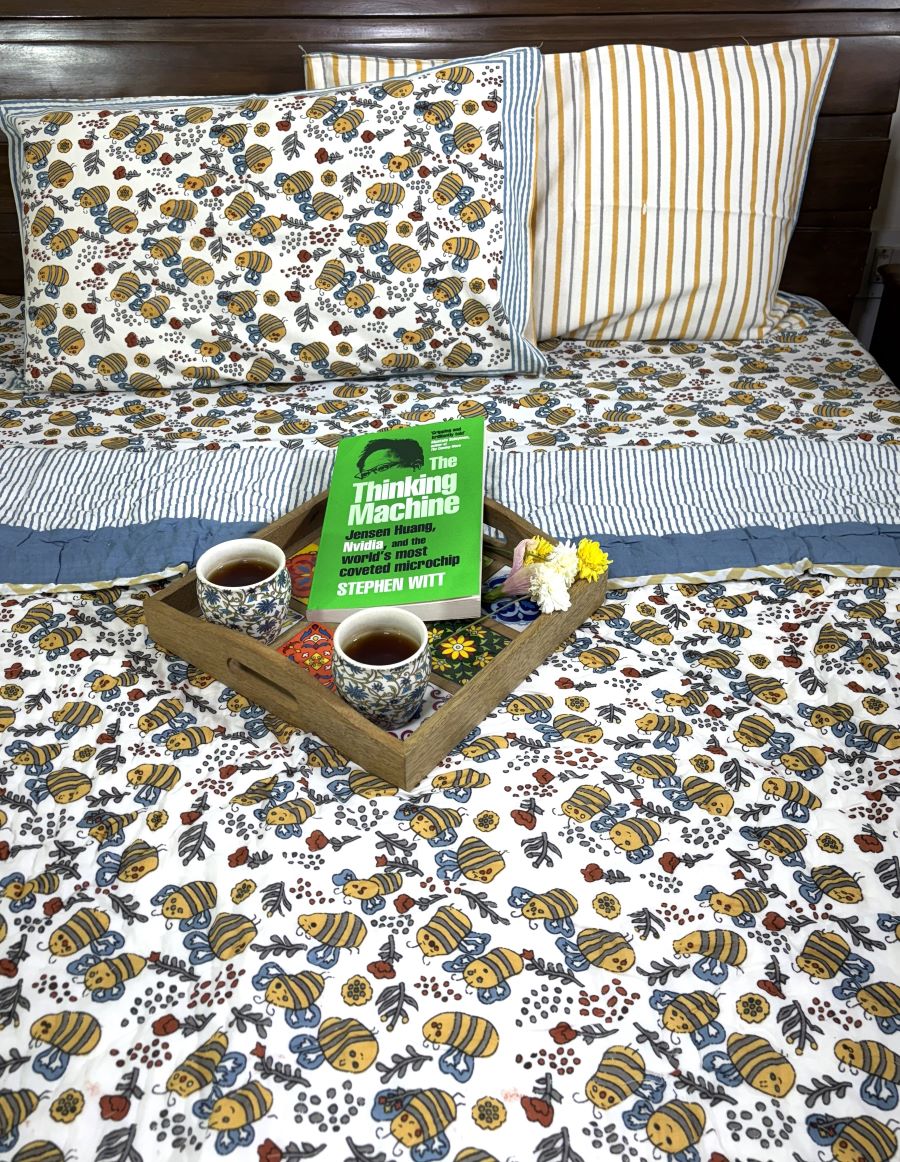Yellow Bee Hand Block Bedsheet with 1 Pillow Cover- 220TC