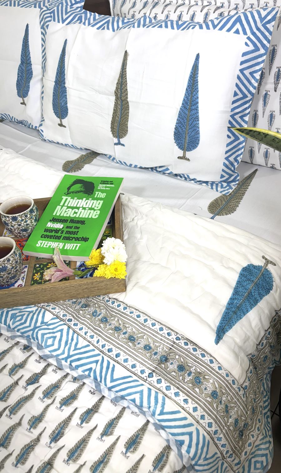 Blue Tree Motif Patterns Bedsheet & Quilt/ Razai Set - Hand Block Printed