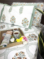 Green Flower Hand Block Bedsheet with 2 Pillow Cover Set - 220TC