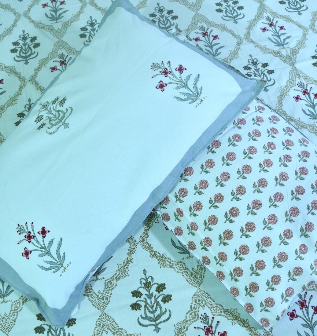 Red & Grey Lilly Mughal Jaal Hand Block Bedsheet with 2 Pillow Cover Set - 220TC