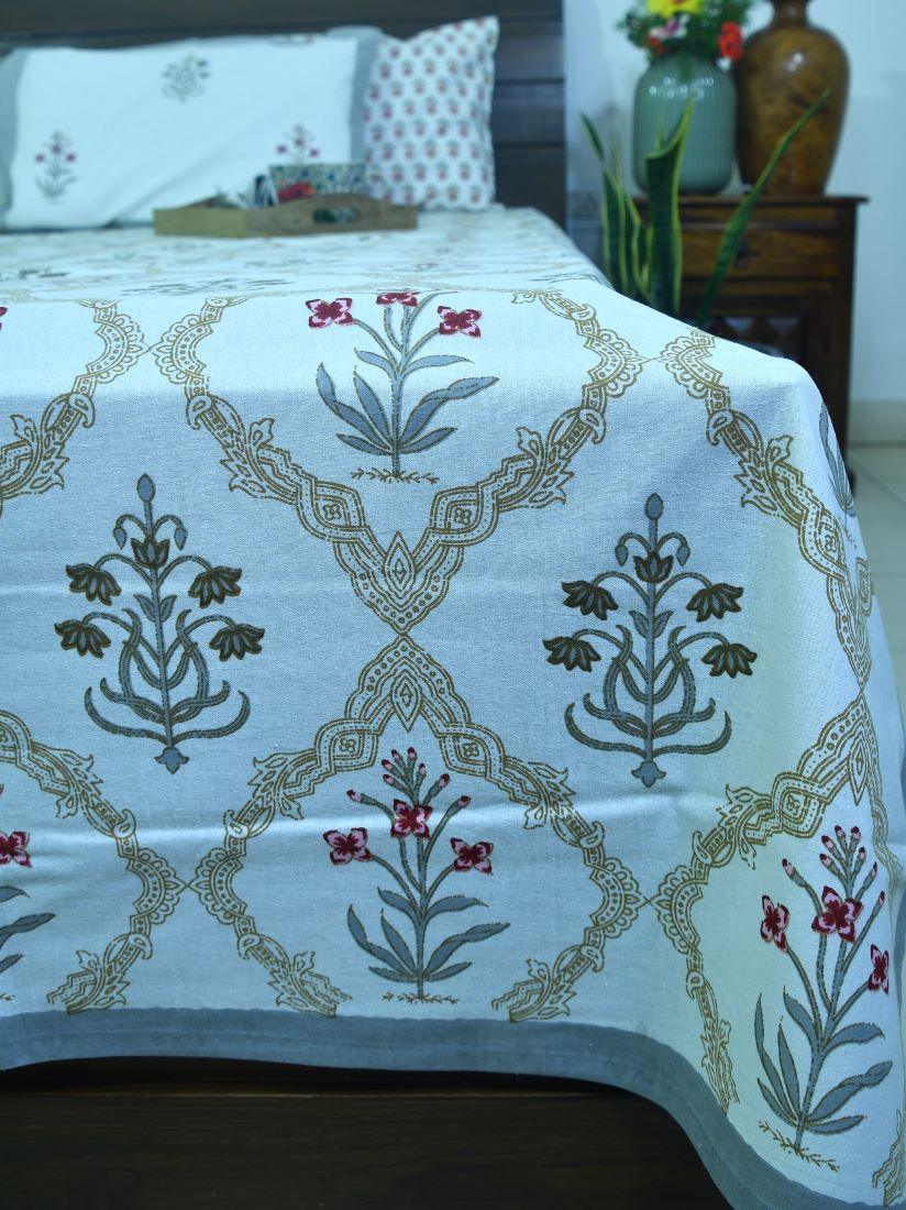 Red & Grey Lilly Mughal Jaal Hand Block Bedsheet with 2 Pillow Cover Set - 220TC