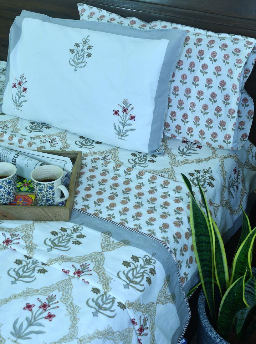 Red & Grey Lilly Mughal Jaal Hand Block Dohar