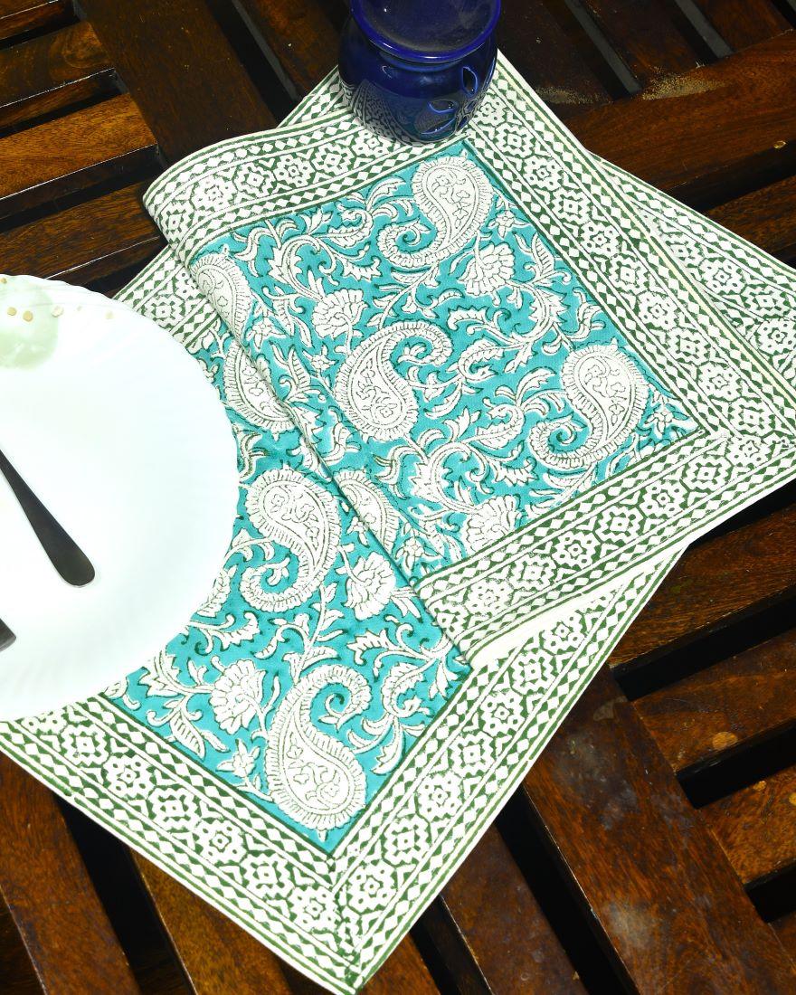 Green Paisley ka Gulistaan Hand Block Cotton Canvas Table Runner & Mat Set