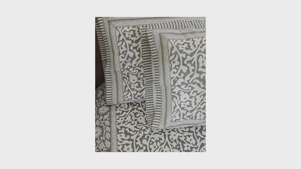 Grey Jaali Hand Block Bedsheet with 2 Pillow Cover Set - 220TC