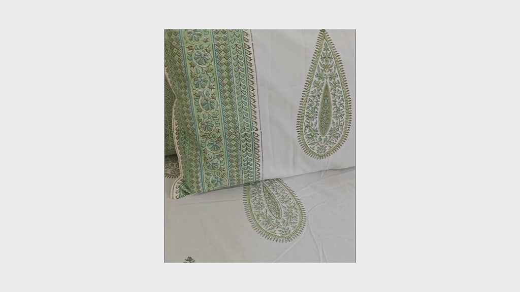 Hari Pankhudi Hand Block Bedsheet with 2 Pillow Cover Sets - 280TC
