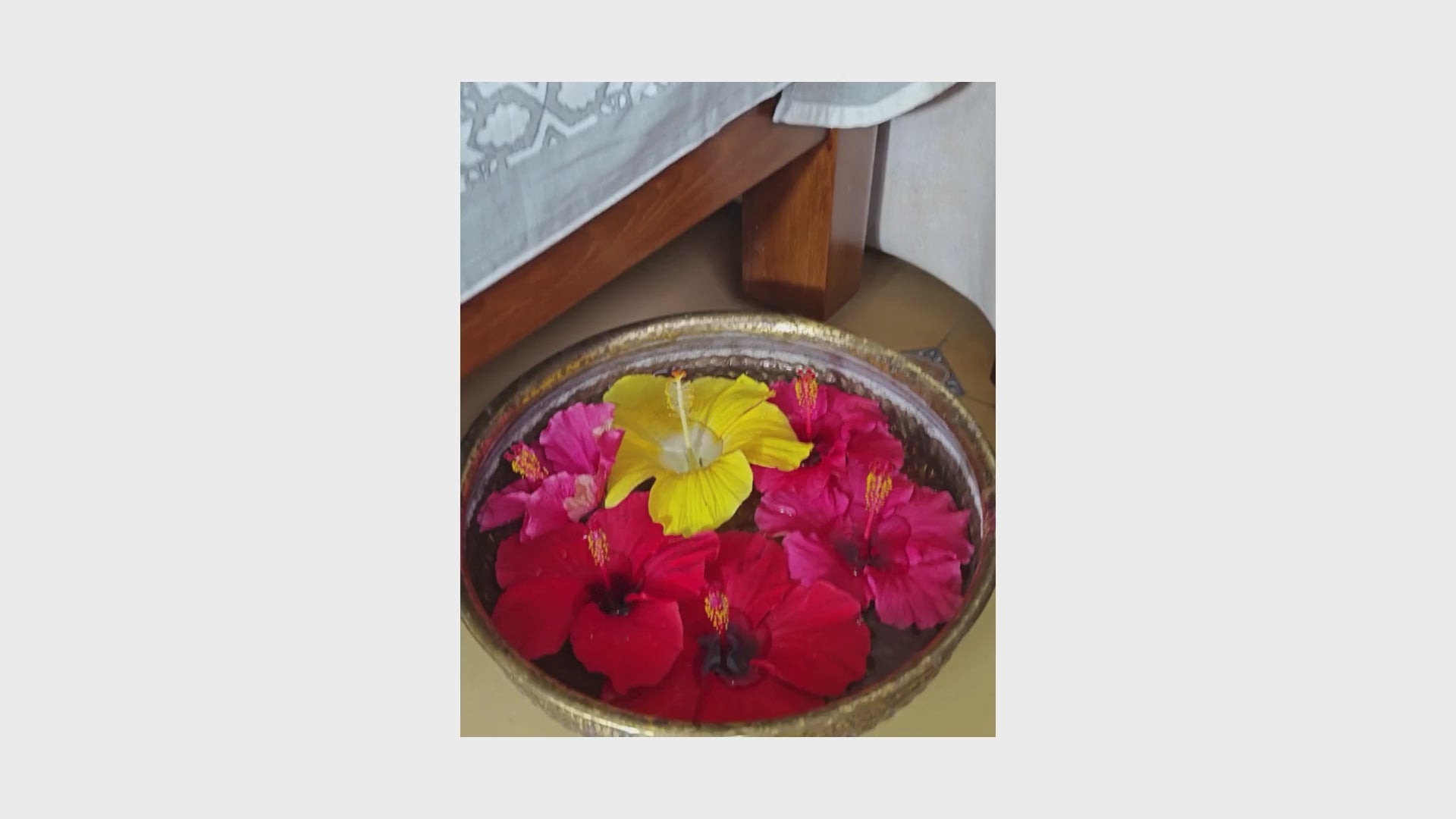 Geometrical Grey Hand Block Bedsheet with 2 Pillow Cover Set - 220TC