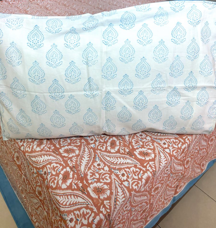 Orange Leaf Patterns  Hand Block Bedsheet with 2 Pillow Cover Set - 400TC