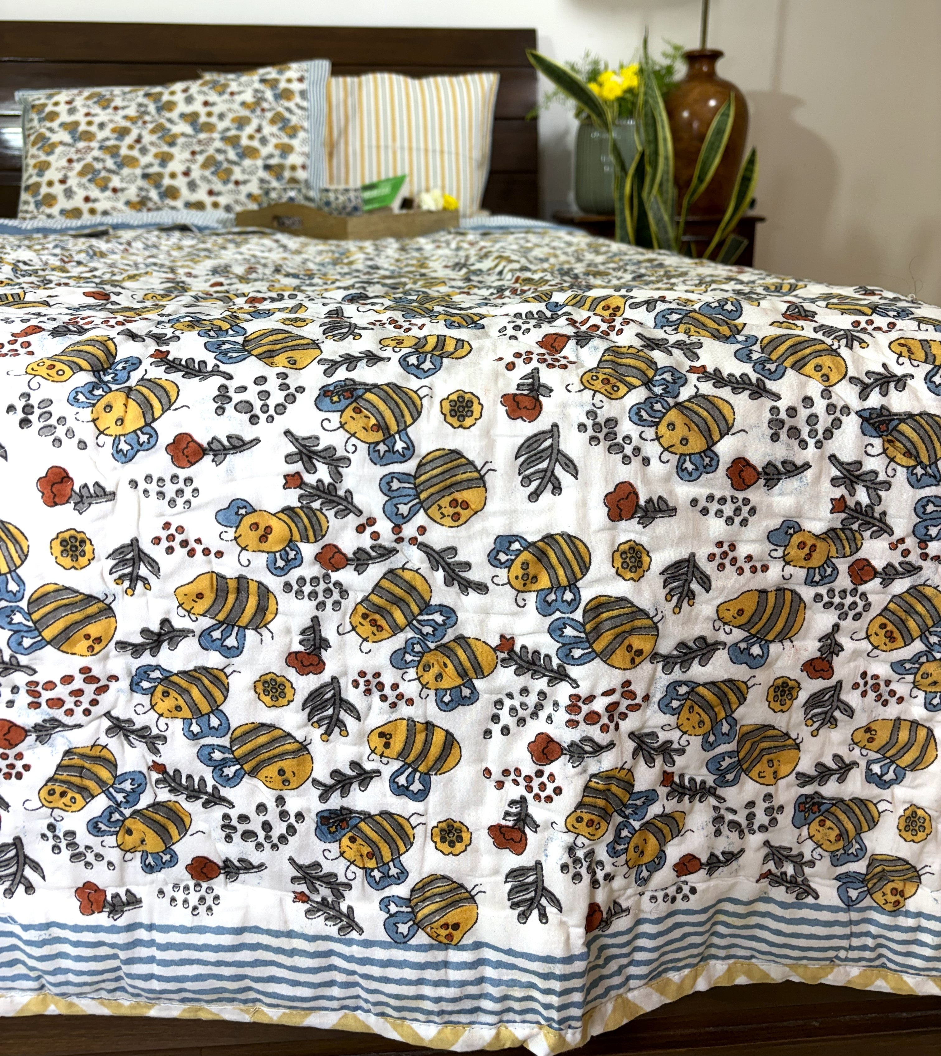 Yellow Bee Hand Block Bedsheet with 1 Pillow Cover- 220TC