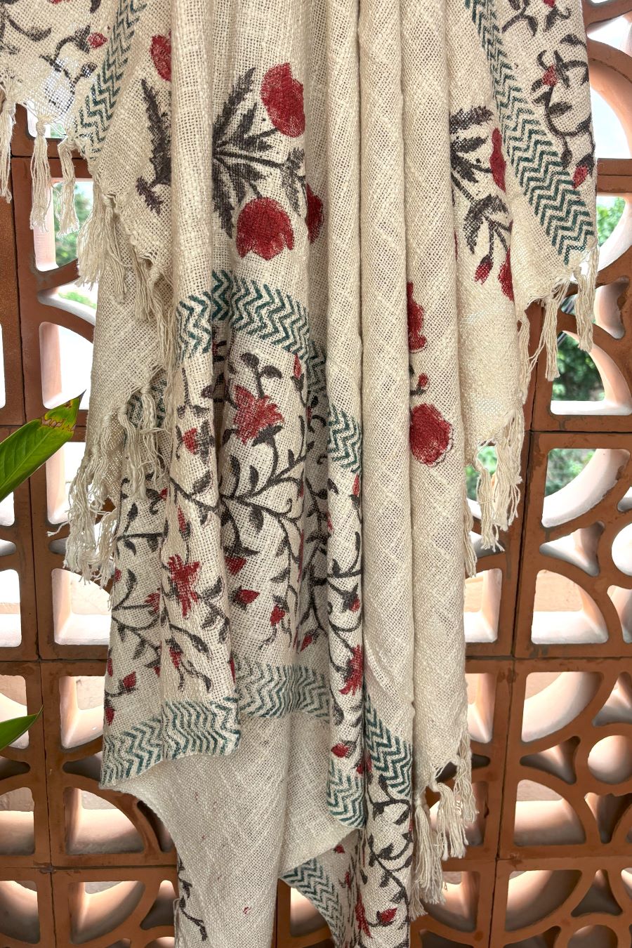 Red Flower Jute Fabric Hand Block Sofa Throw