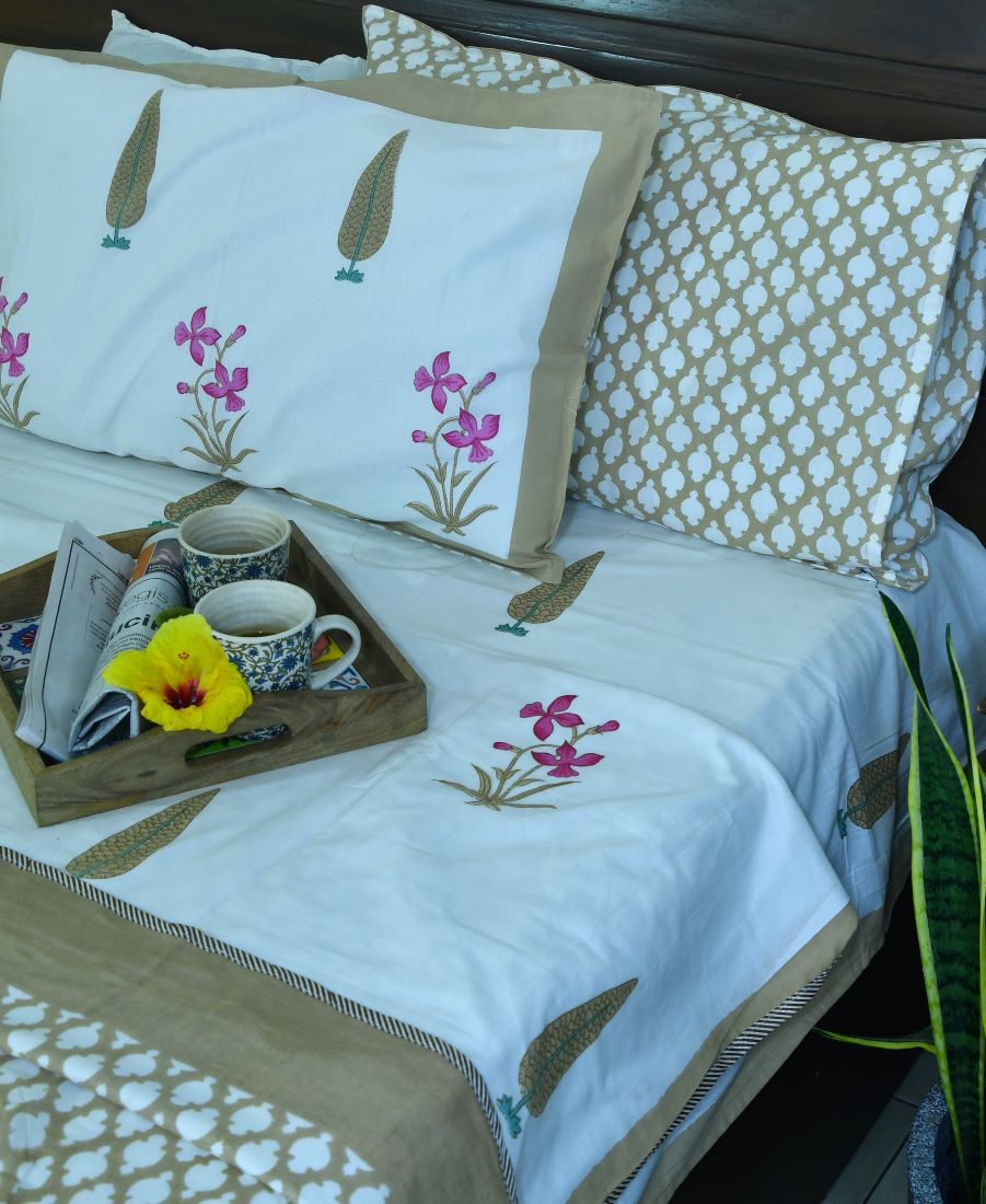 Pink Lilly Gulbahaar Jaal Bedsheet & Dohar Set – Hand Block Printed