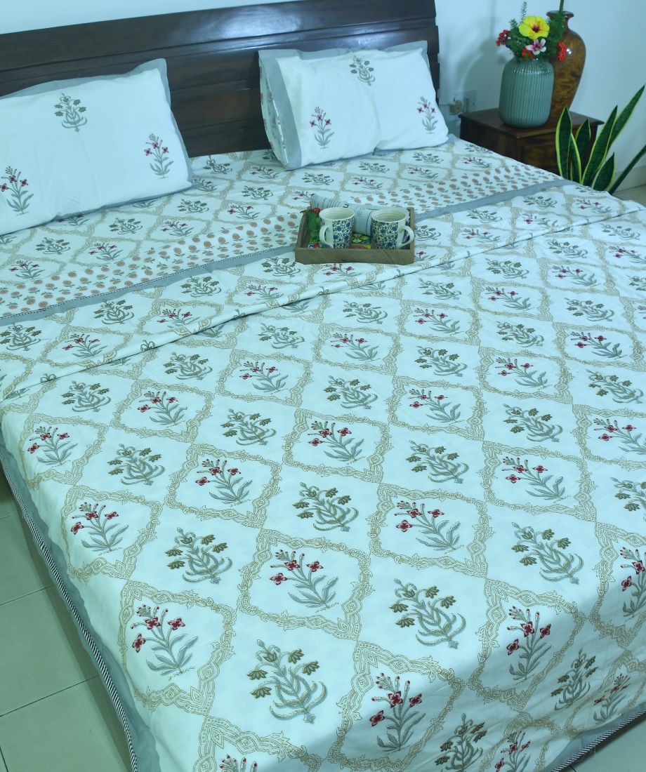 Red & Gray Lilly Mughal Jaal  Bedsheet & Dohar Set – Hand Block Printed